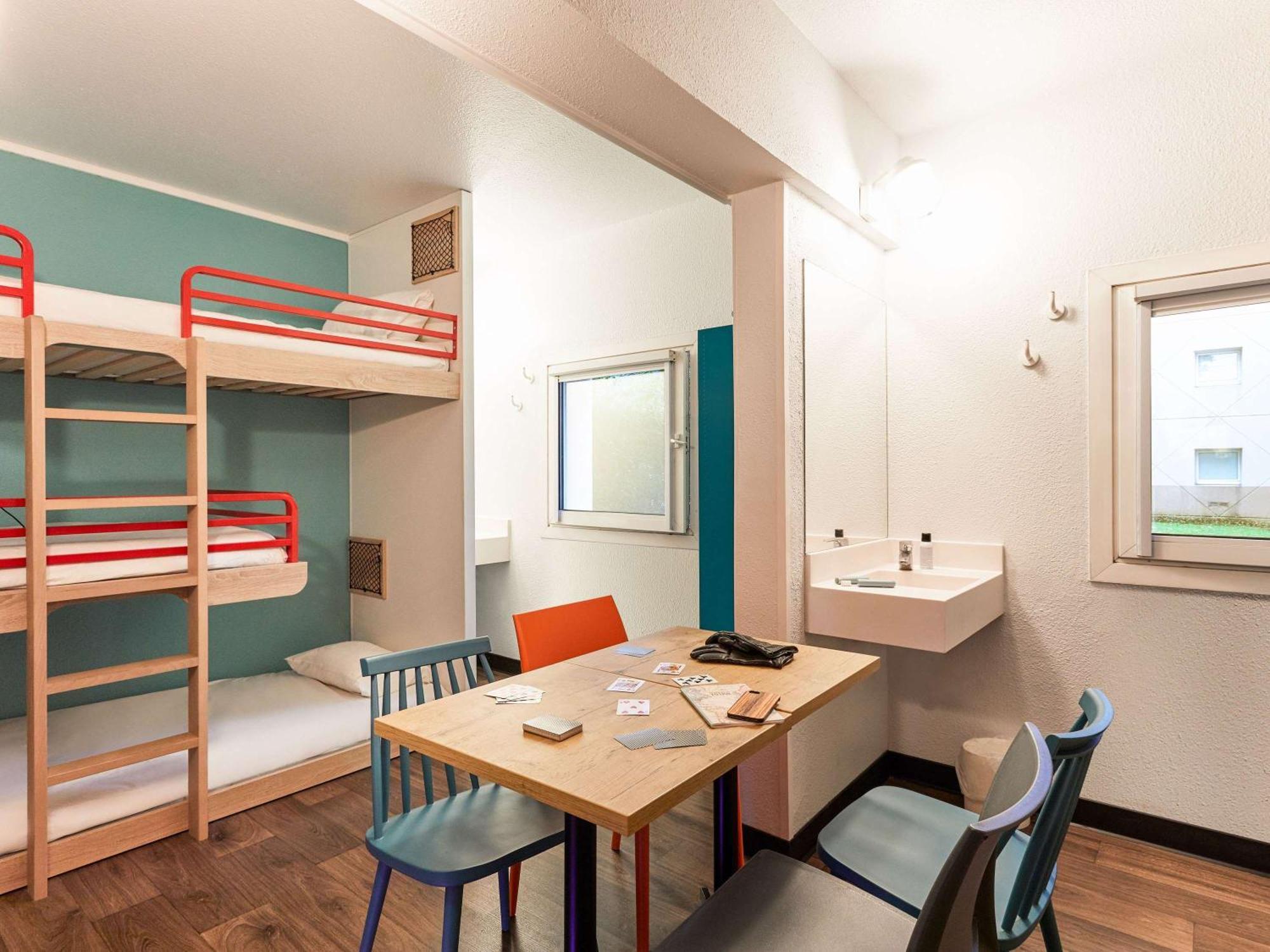 Hotelf1 Saint Witz A1 Hotel エクステリア 写真