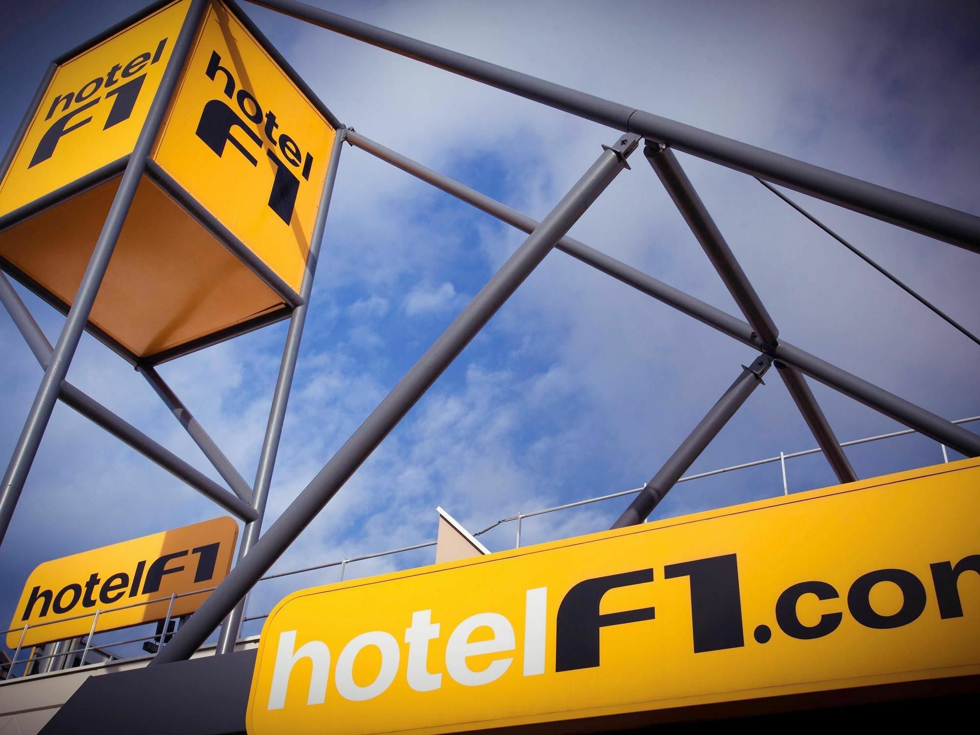 Hotelf1 Saint Witz A1 Hotel エクステリア 写真