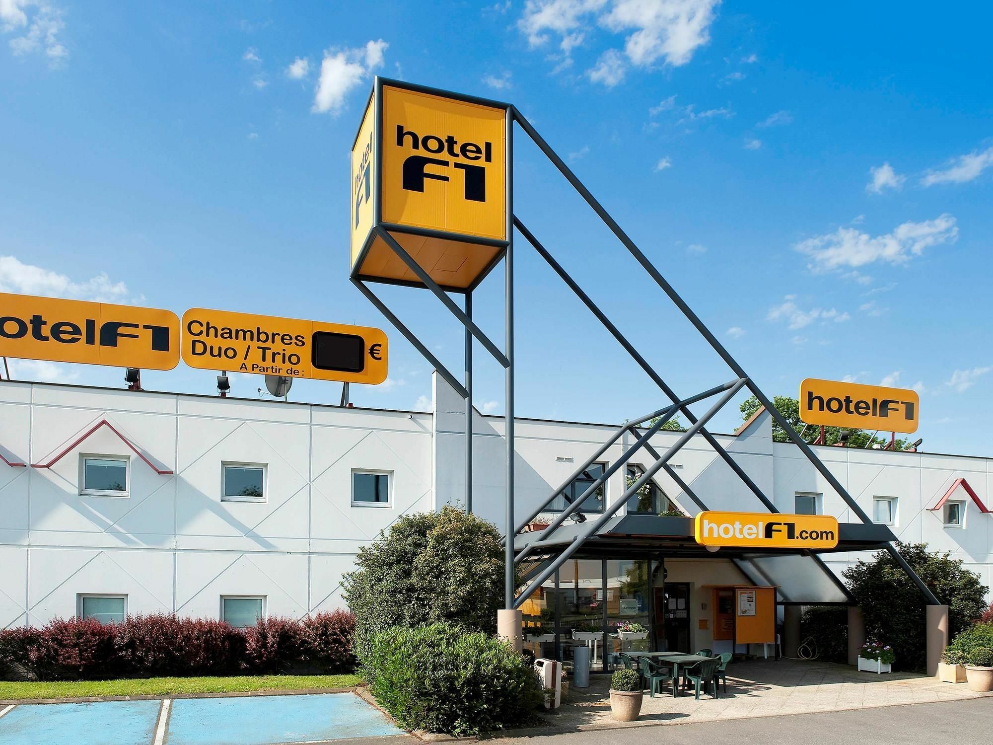 Hotelf1 Saint Witz A1 Hotel エクステリア 写真